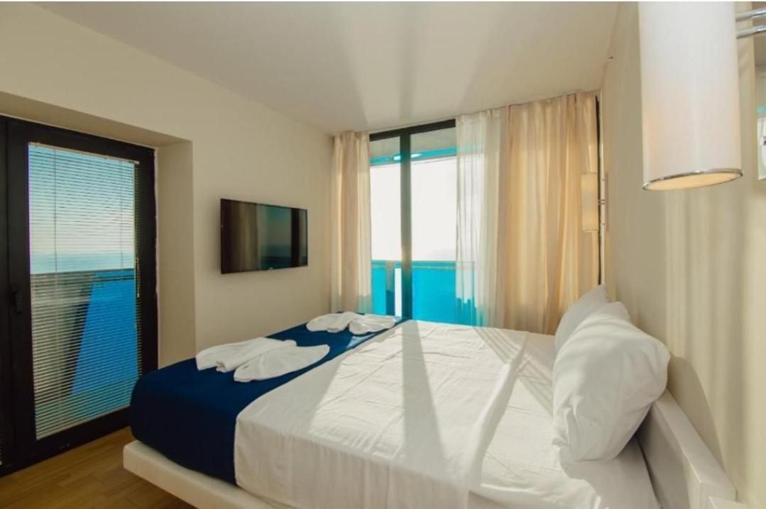 Lamar Hotel Batum Dış mekan fotoğraf