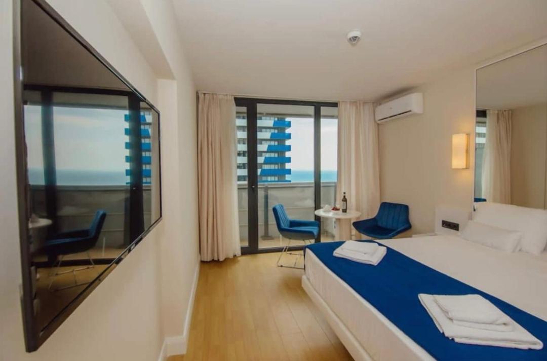 Lamar Hotel Batum Oda fotoğraf