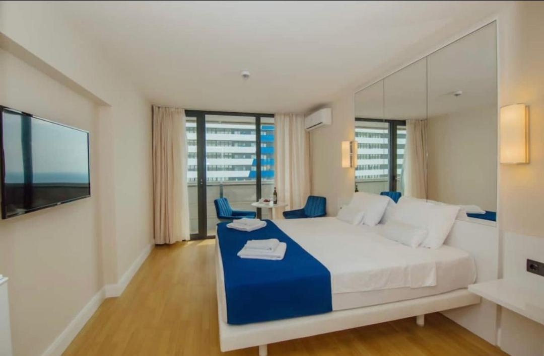 Lamar Hotel Batum Oda fotoğraf