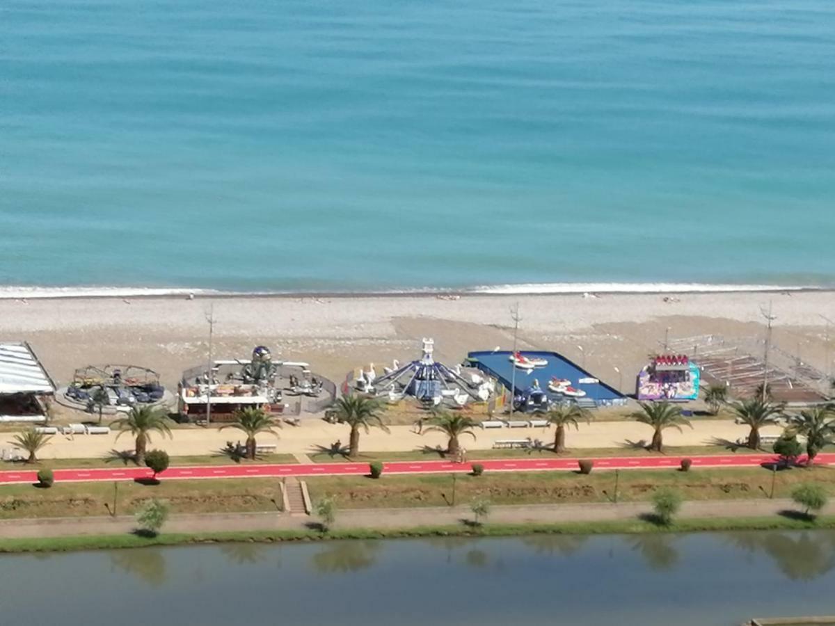 Lamar Hotel Batum Dış mekan fotoğraf